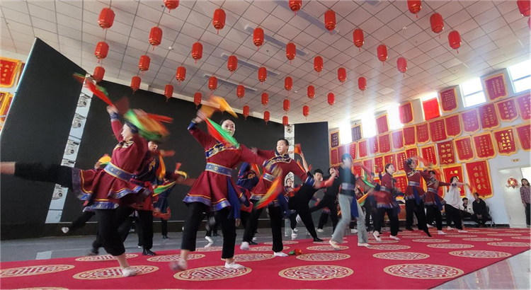 美丽中国行探访内蒙古一撮毛艺术团：以艺术为灯，点亮乡村少年的梦想之路